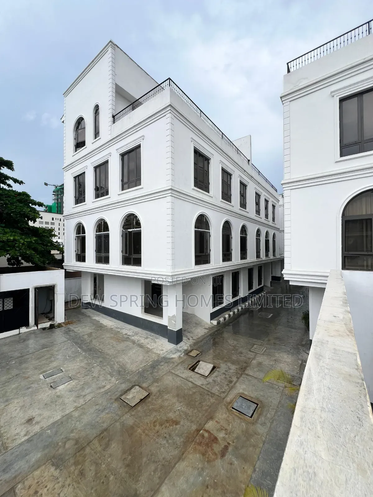 4bdrm Duplex in Old Ikoyi for sale in Old Ikoyi