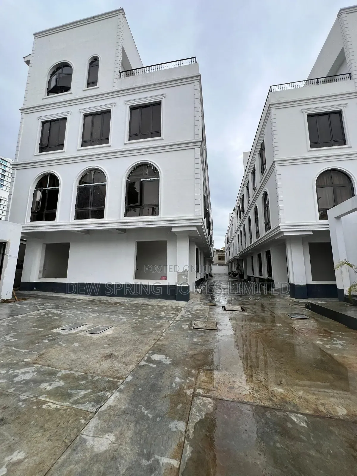 4bdrm Duplex in Old Ikoyi for sale in Old Ikoyi