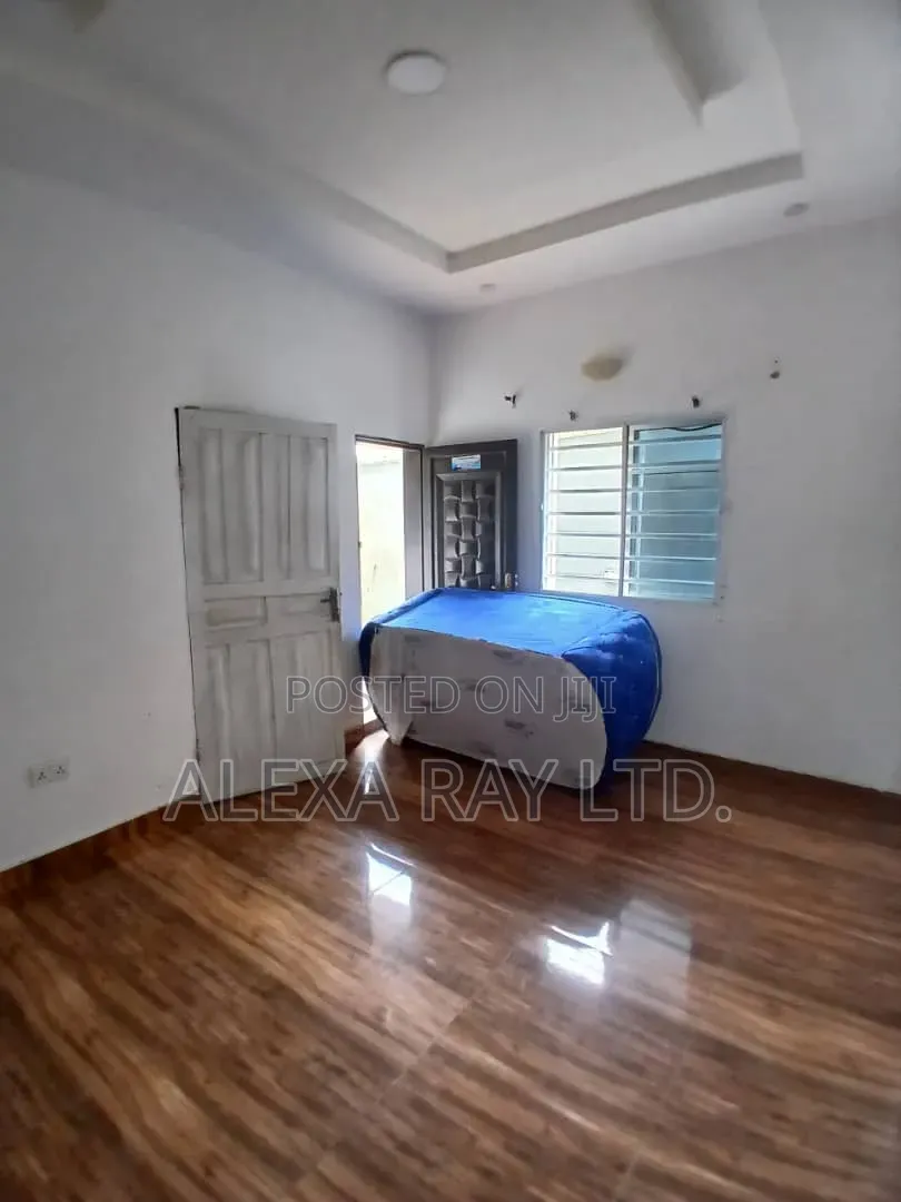 Mini Flat in Badore for rent in Badore
