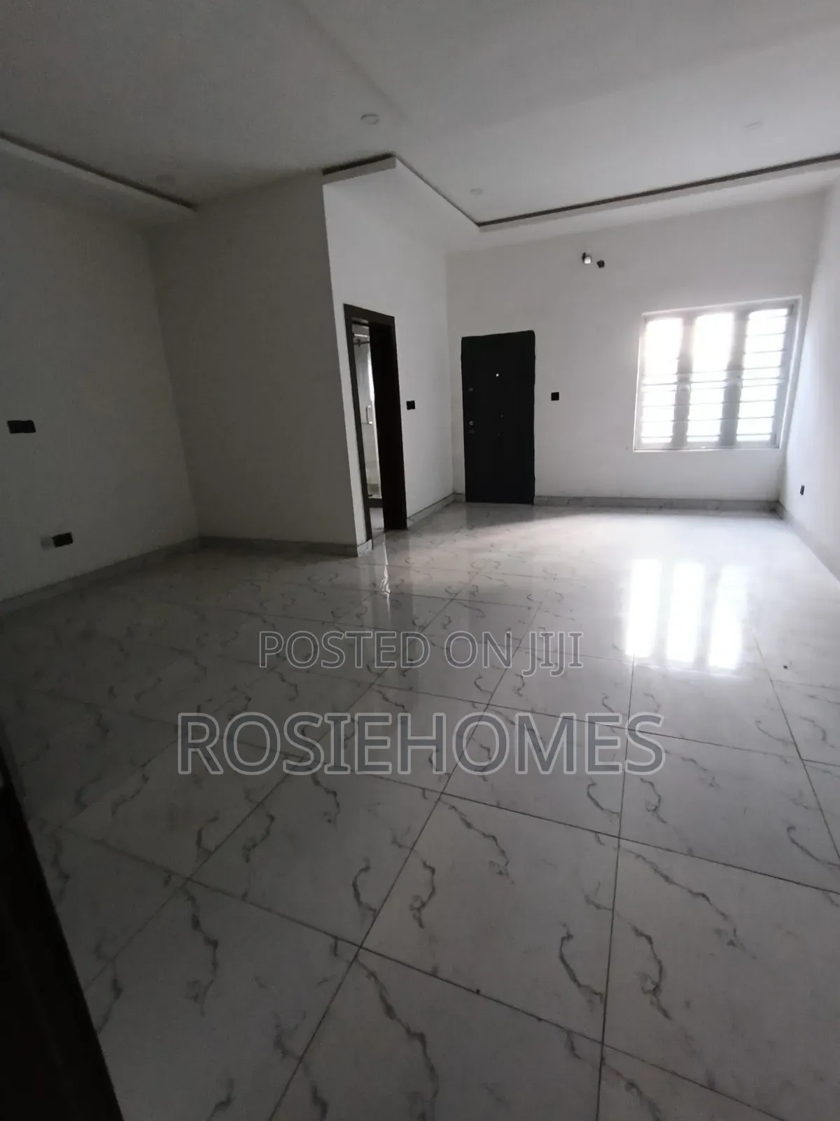 4bdrm Duplex in Mobile Road Ajah for rent in Ado / Ajah