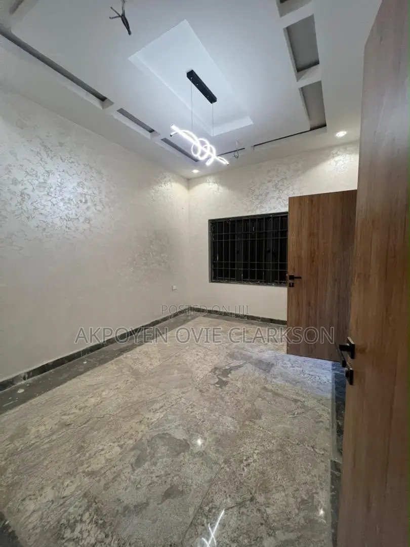 3bdrm Penthouse in Guzape District for sale in Guzape District