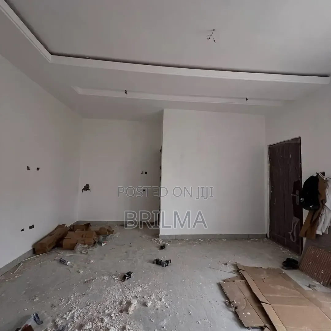 4bdrm Duplex in Karsana for sale in Karsana