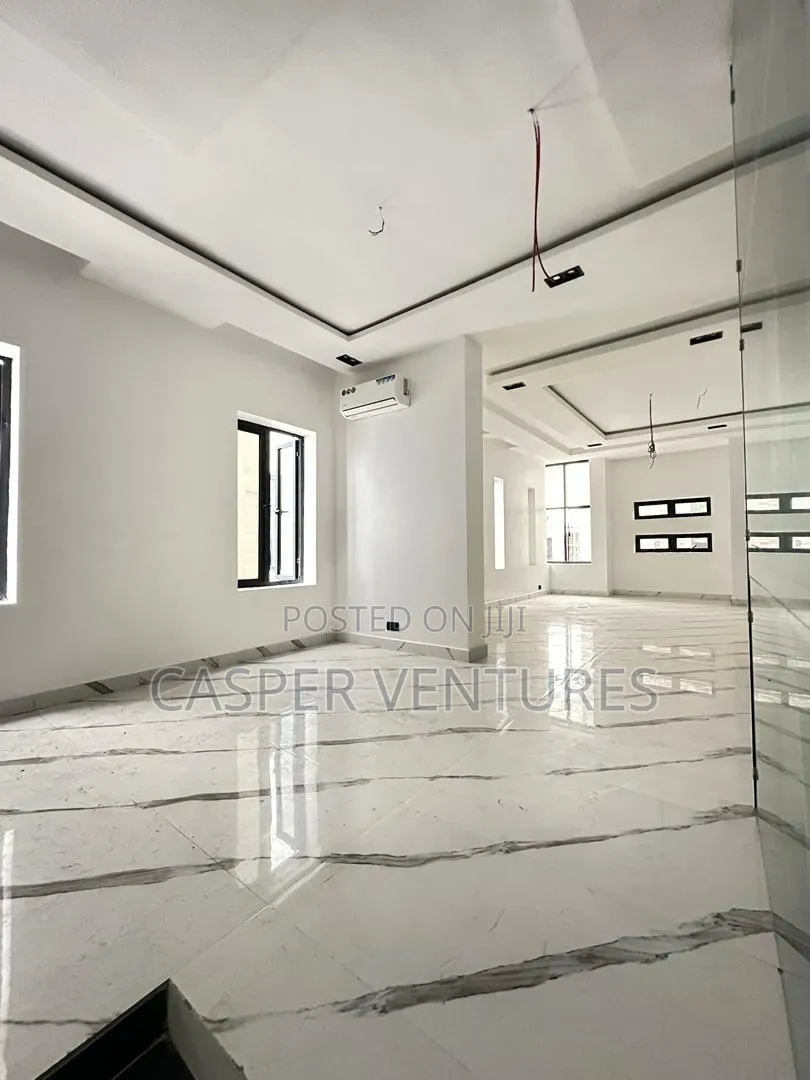 4bdrm Duplex in Old Ikoyi for sale in Old Ikoyi