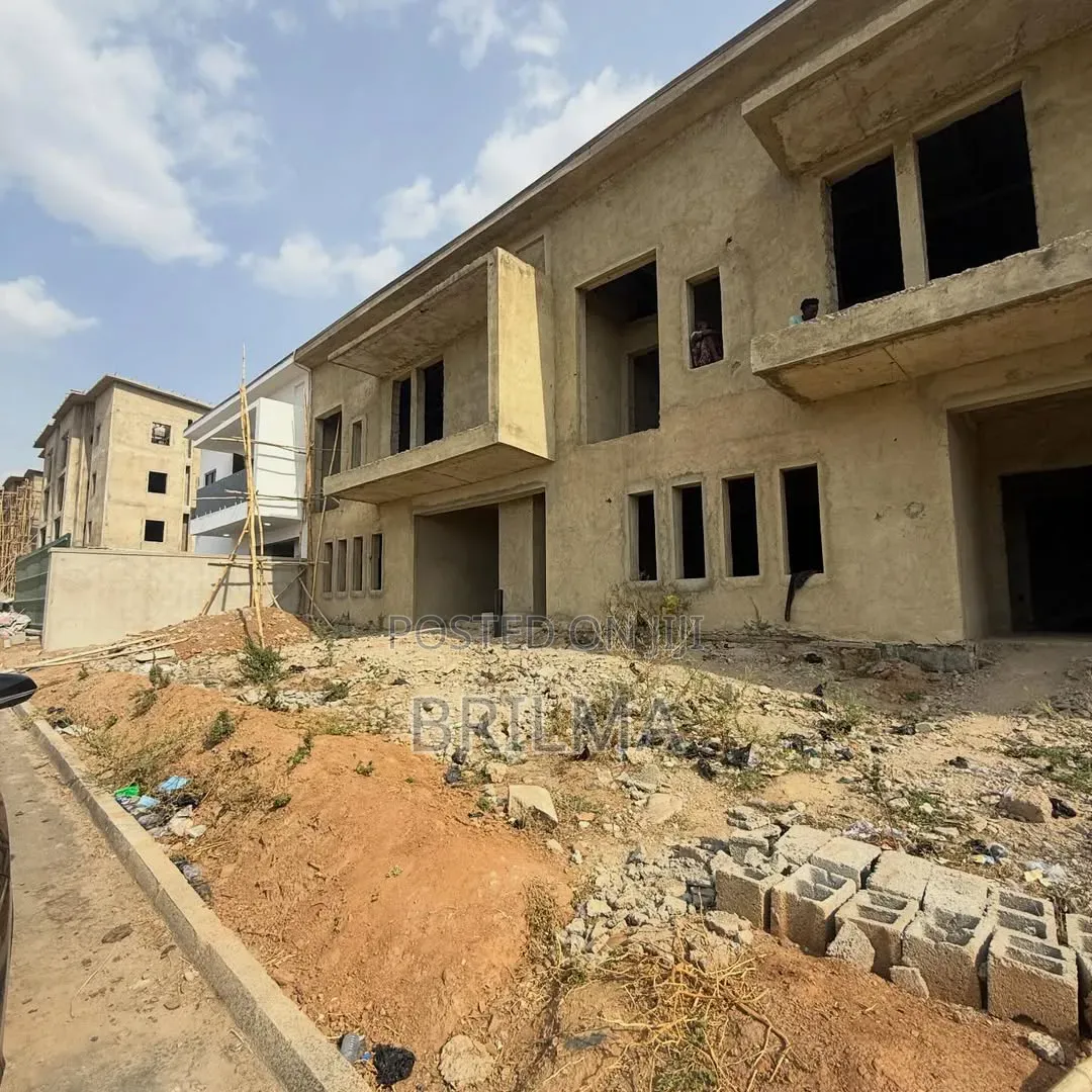 3bdrm Duplex in Asokoro for sale in Asokoro