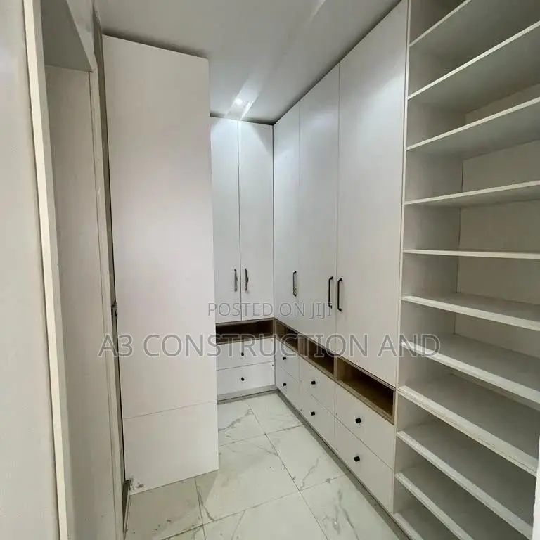 4bdrm Duplex in Carlton Gate Estates, Akobo for rent in Akobo