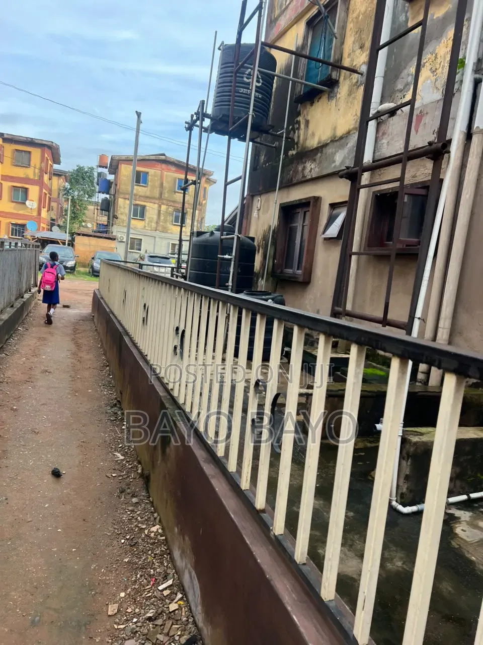 Furnished 3bdrm Block of Flats in Ojokoro Housing, Abule Egba for sale in Abule Egba