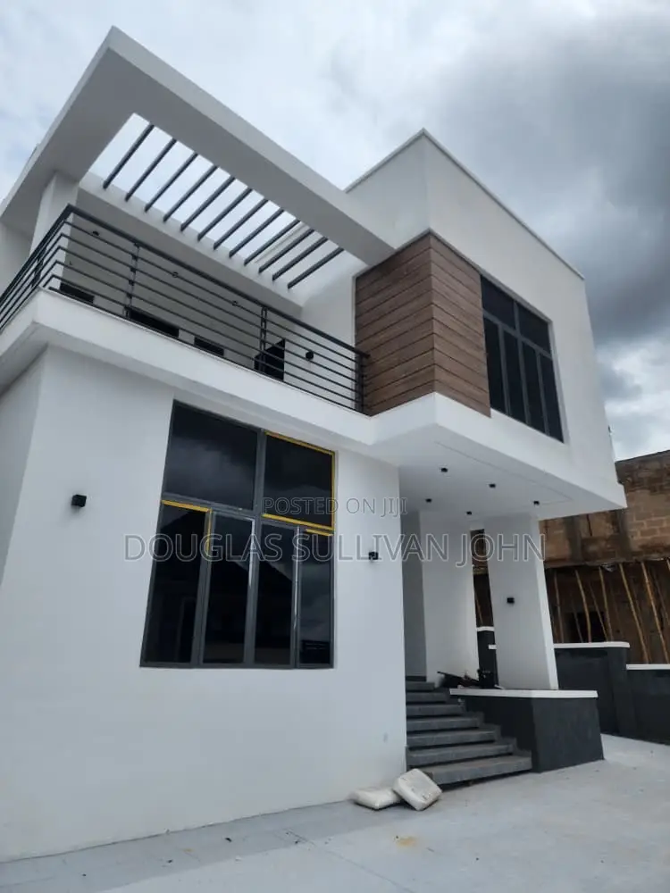 4 Bedroom Duplex for Sale in Enugu