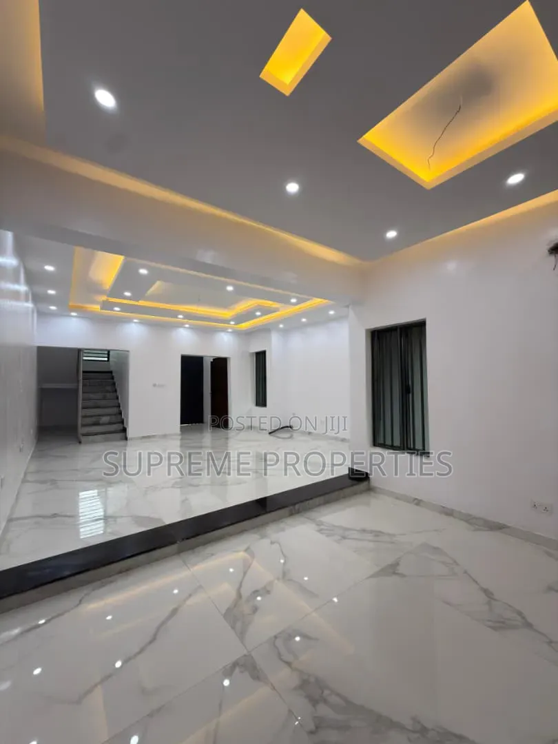 4bdrm Duplex in Kolapo Ishola Gra, Ibadan for rent in Ibadan