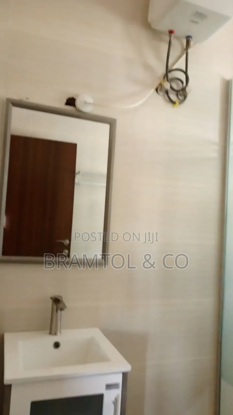 4bdrm Duplex in With 2 Bqs, Asokoro for rent in Asokoro
