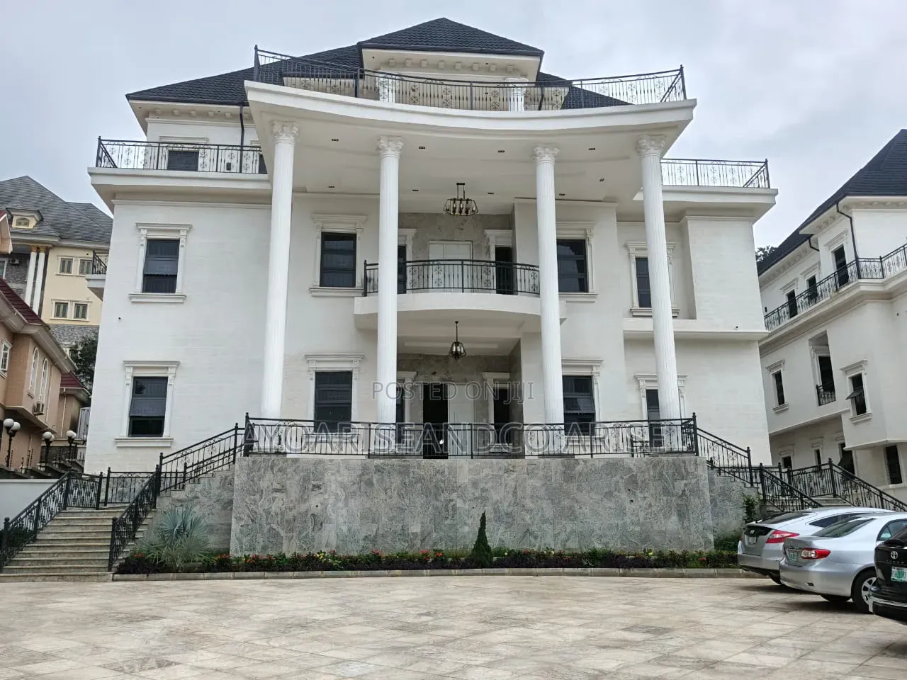 8bdrm Maisonette in Maitama for sale in Maitama