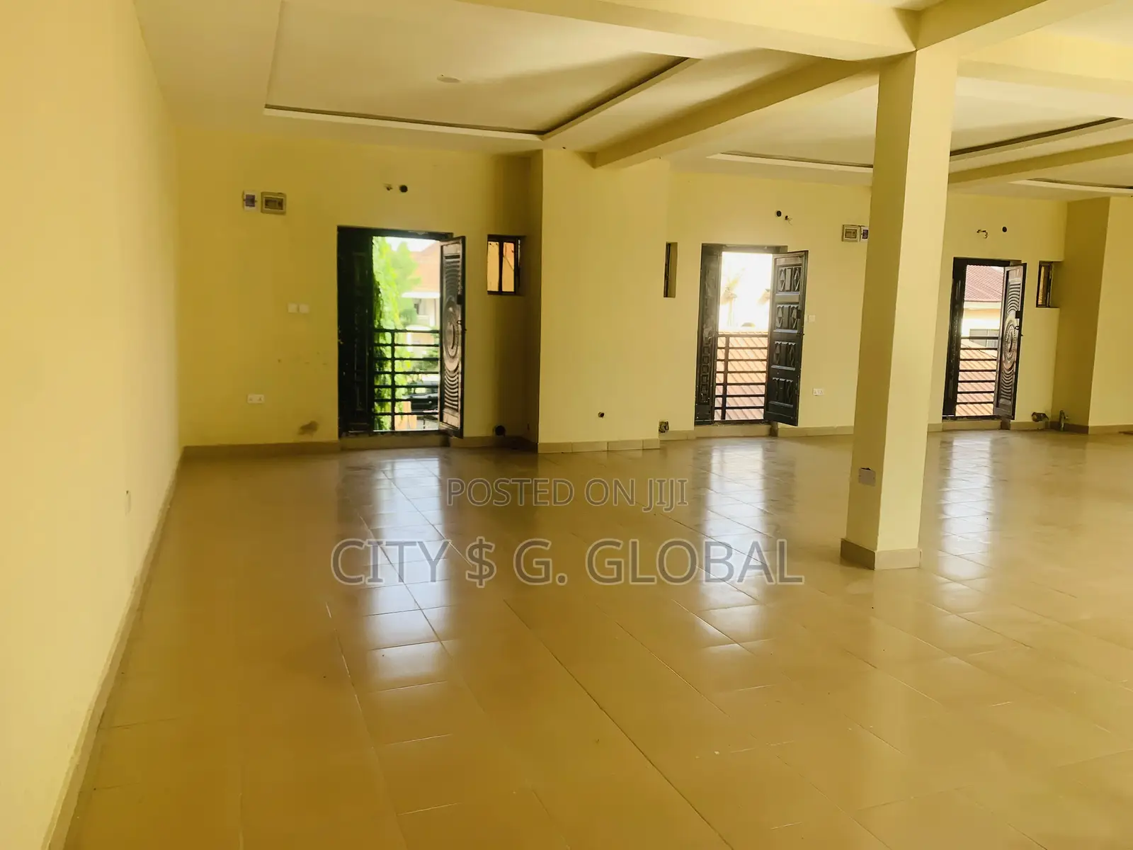 A Shop Space for Rent in Gwarinpa in Dape