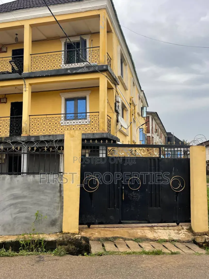 Furnished 18bdrm Block of Flats in Mokola Ibadan for sale in Ibadan