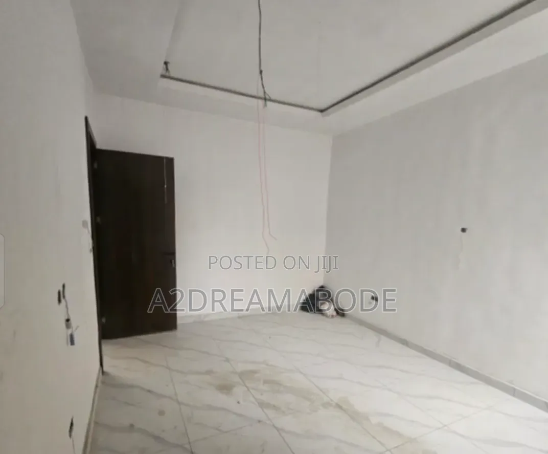 2bdrm Apartment in Magodo, GRA Phase 2 Shangisha for sale in GRA Phase 2 Shangisha