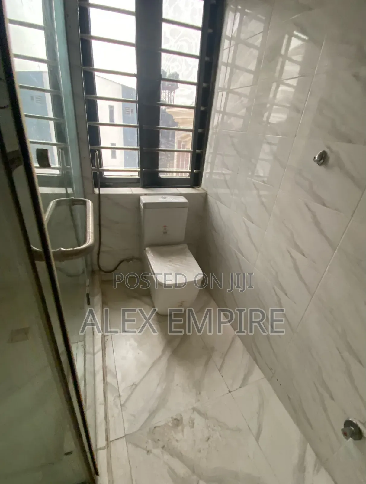 5bdrm Duplex in Festac for sale in Festac