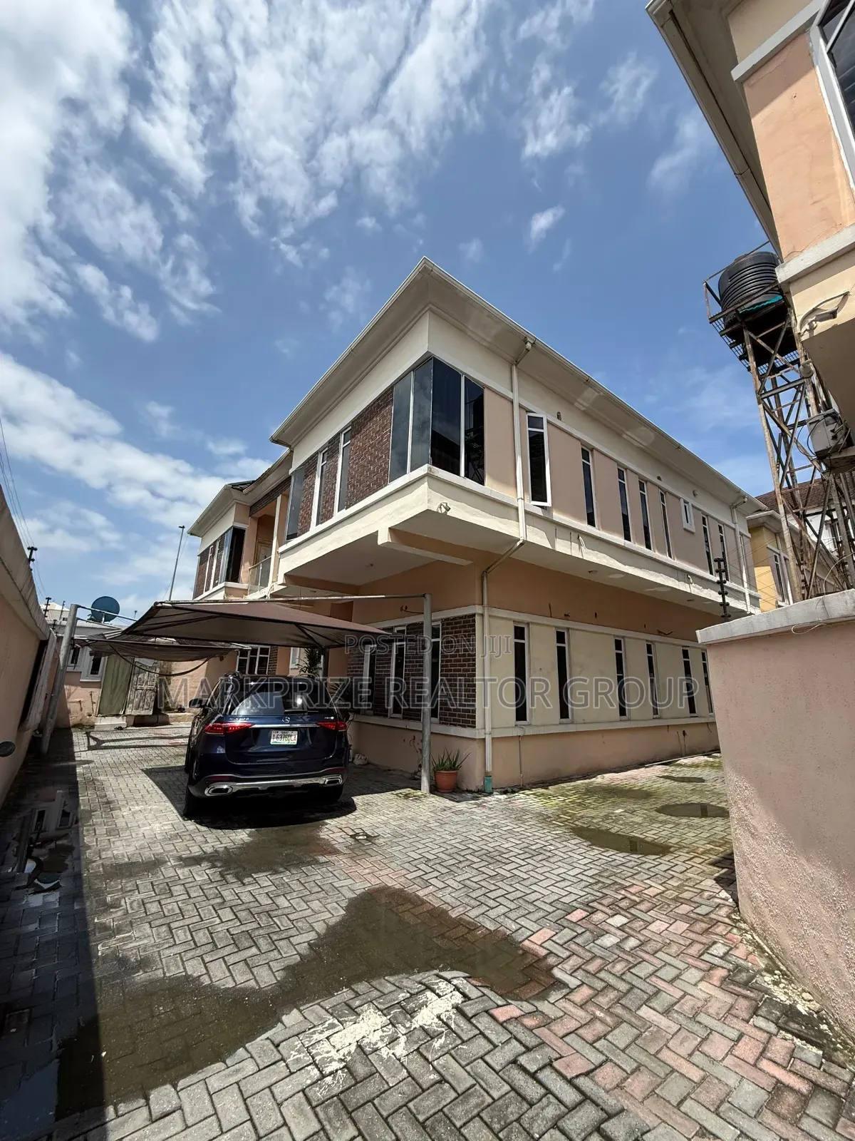 4bdrm Duplex in Chevron Drive Lekki for sale in Chevron