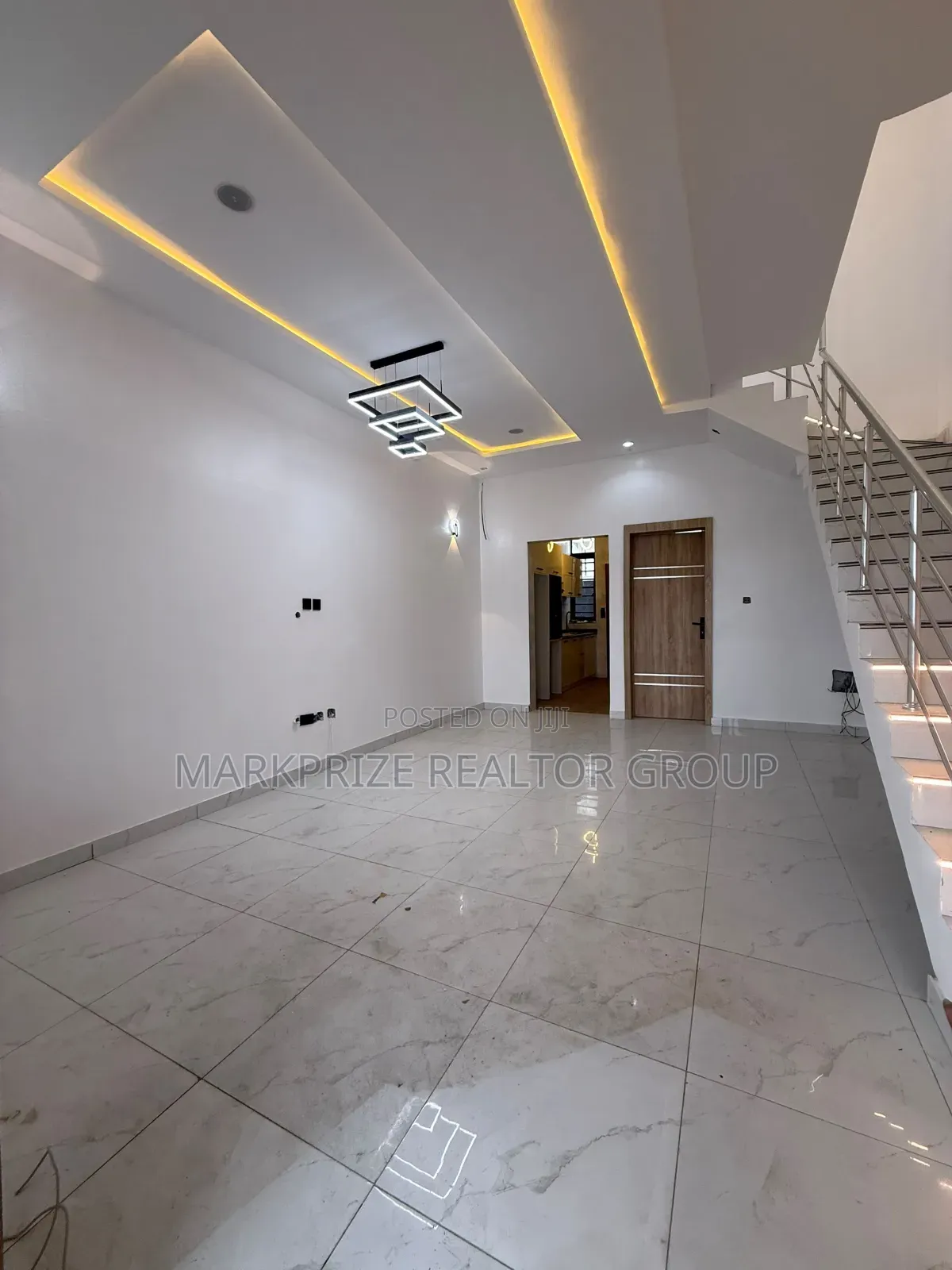 4bdrm Duplex in Chevron Lekki for sale in Chevron