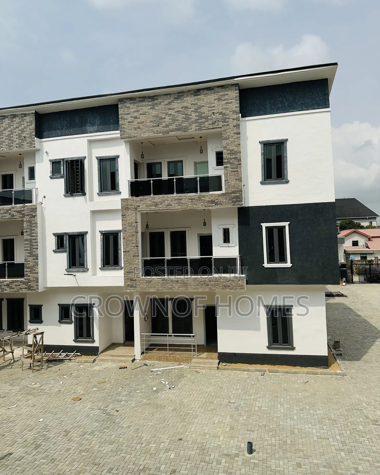 2bdrm Apartment in Ilaje / Lekki for sale in Ilaje / Lekki