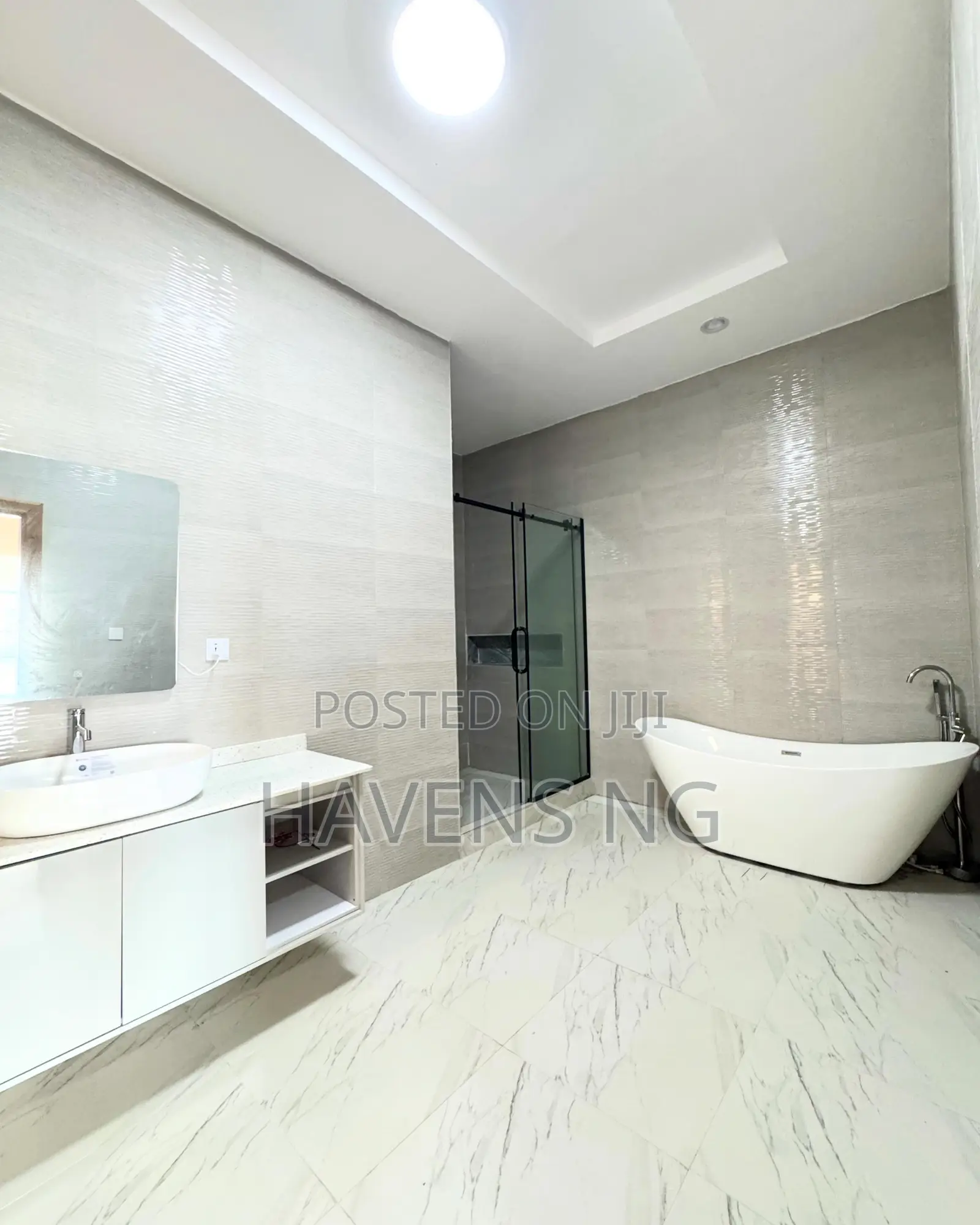 6bdrm Duplex in Lekki Phase 2 for sale in Lekki Phase 2