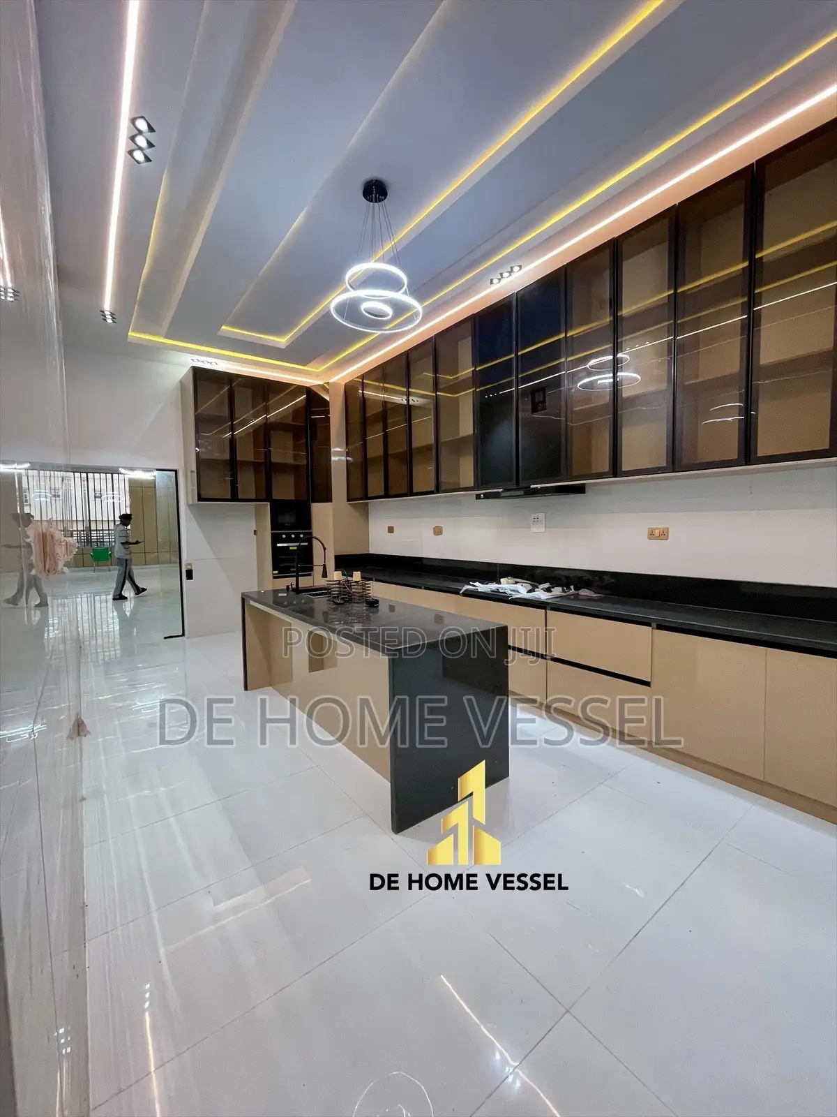 5bdrm Duplex in Sangotedo for sale in Sangotedo