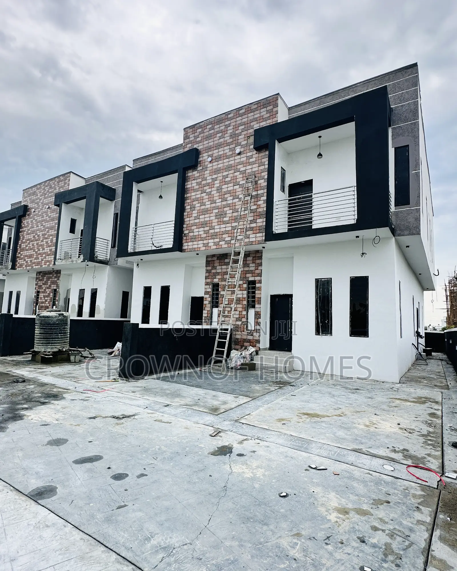 4bdrm Duplex in Abraham Adesanya Estate for sale in Abraham Adesanya Estate