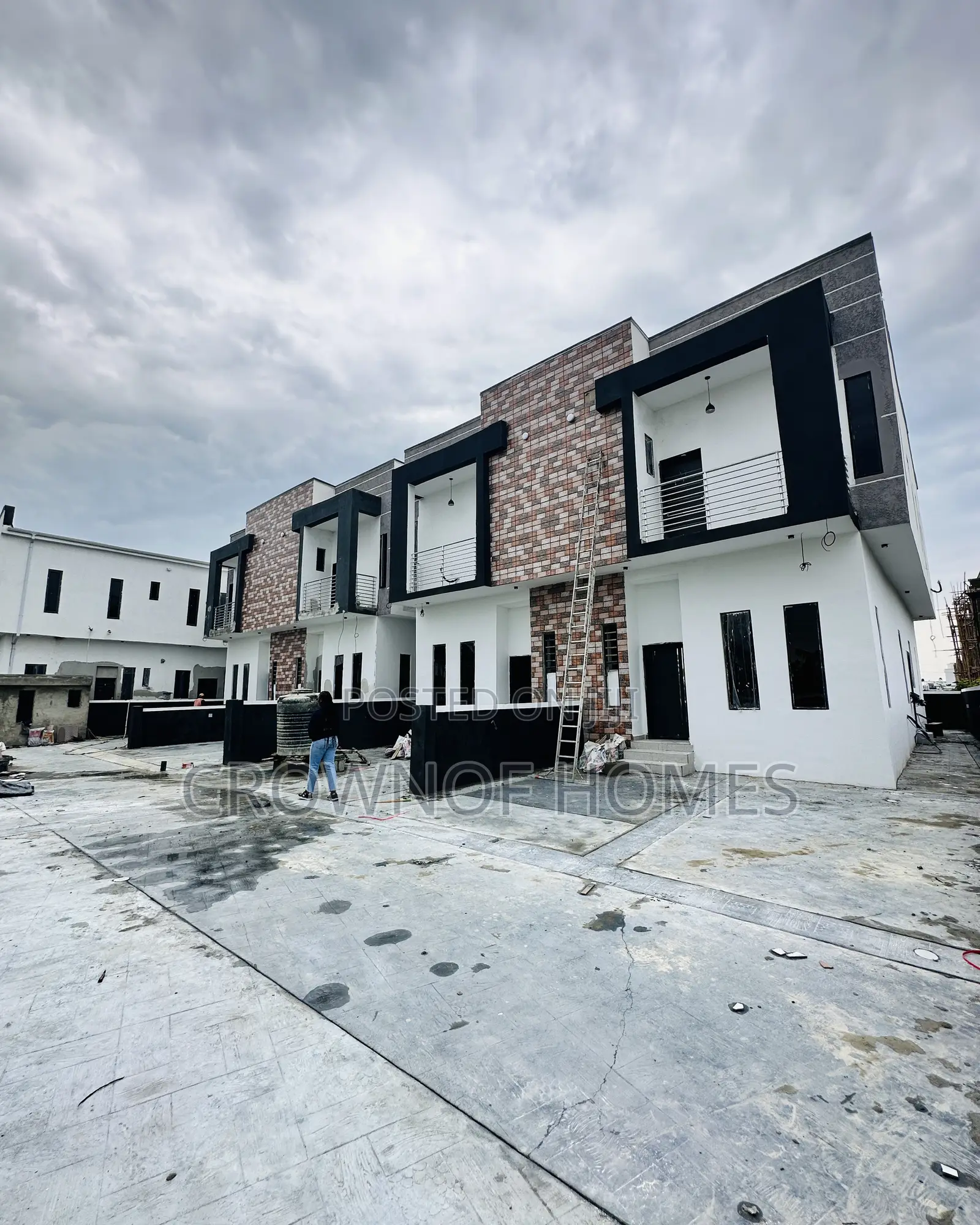 4bdrm Duplex in Abraham Adesanya Estate for sale in Abraham Adesanya Estate