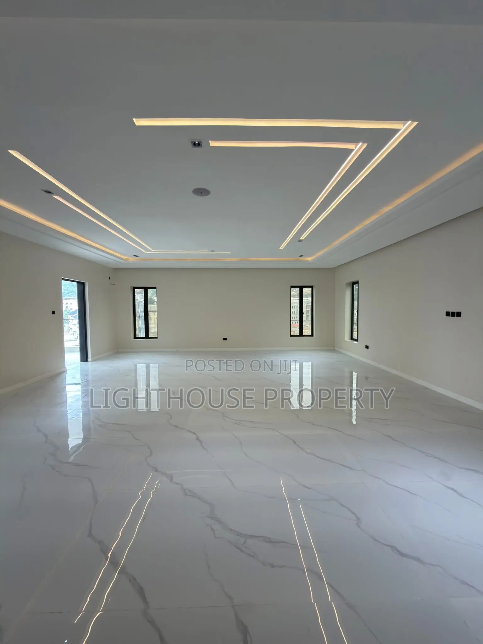 6bdrm Duplex in Katampe Extension for sale in Katampe Extension