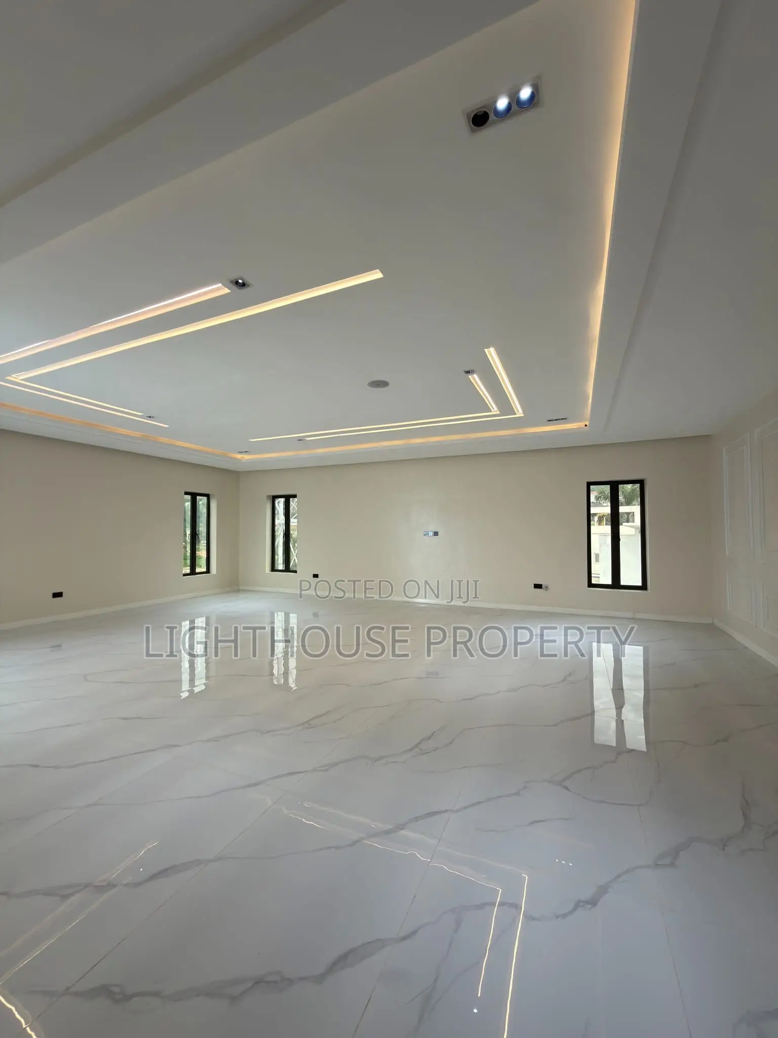 6bdrm Duplex in Katampe Extension for sale in Katampe Extension
