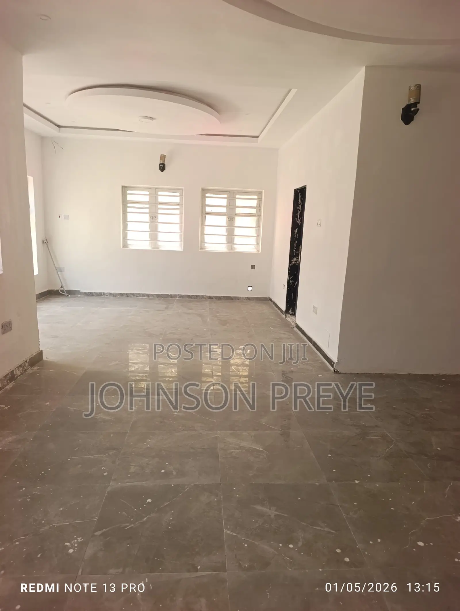 Luxury 5 Bedrooms for Office Use in Lekki Phase 1