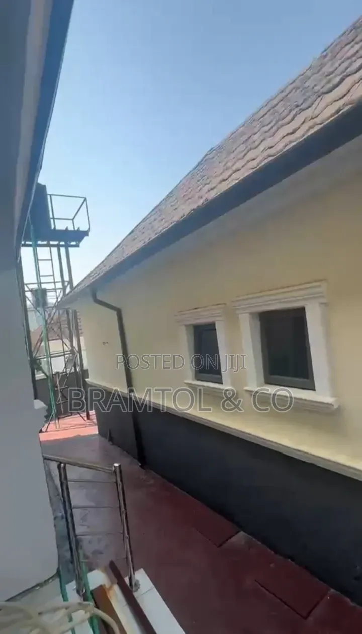 3bdrm Bungalow in Efab Queen Estate, Dape for sale in Dape