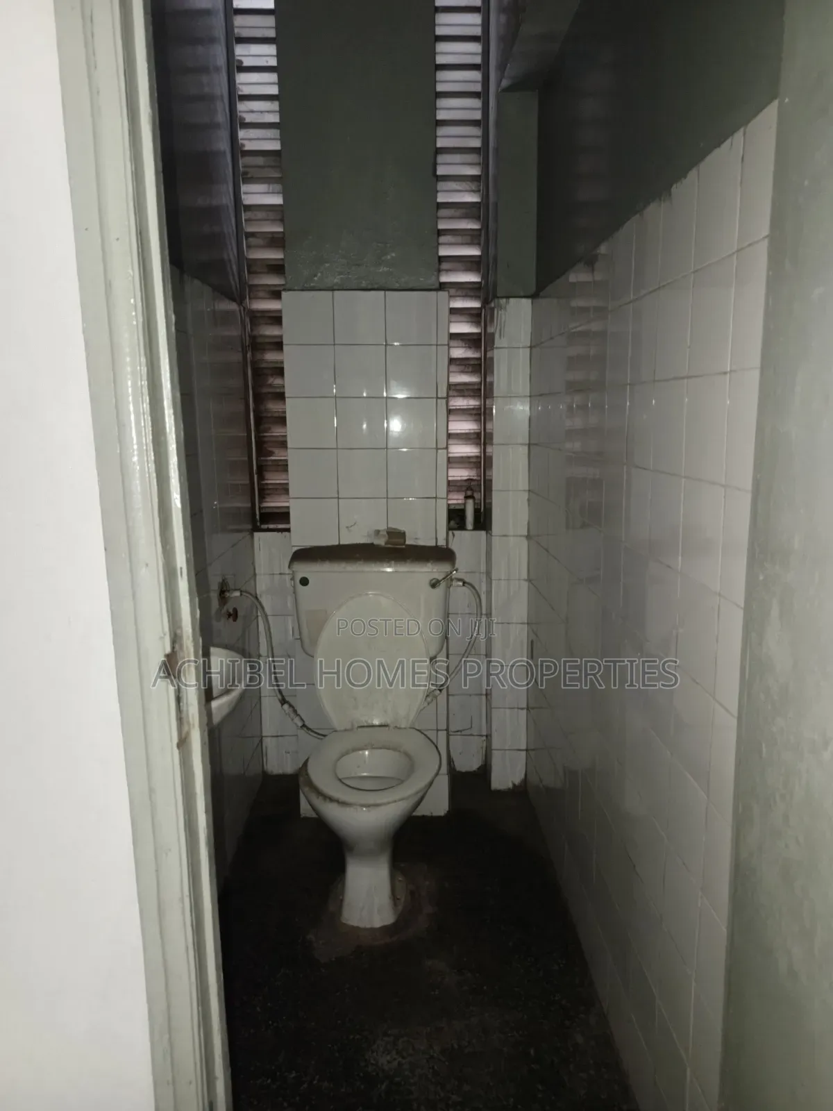 A 107 Square Meter Office Space in Lagos Island in C.M.S