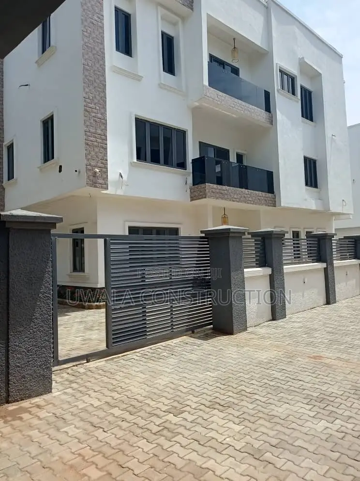 7bdrm Mansion in Asokoro for sale in Asokoro