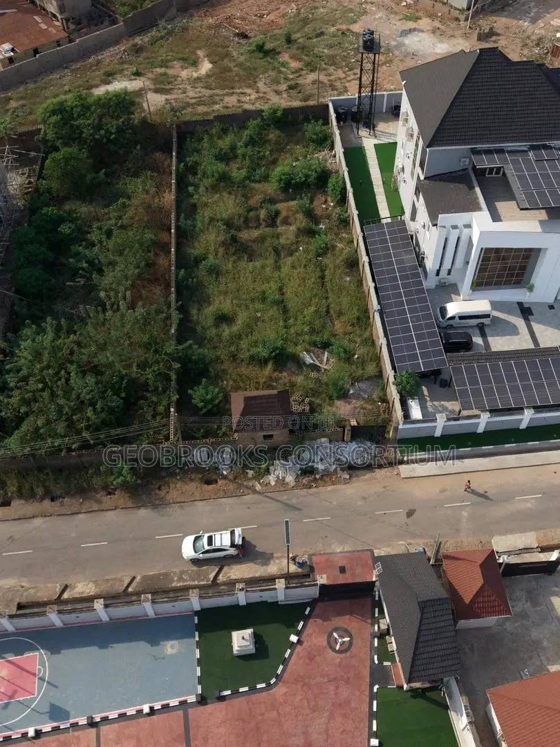 Premium 798sqm Dry Land in Kolapo Ishola Gra, Akobo in Akobo