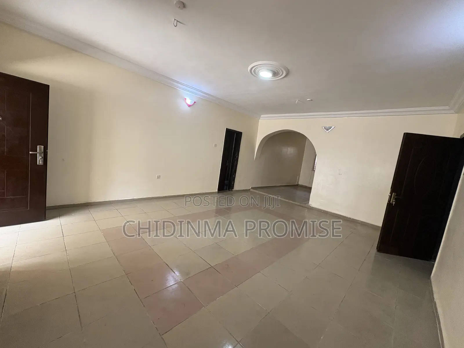 3bdrm Block of Flats in Wuye for rent in Wuye