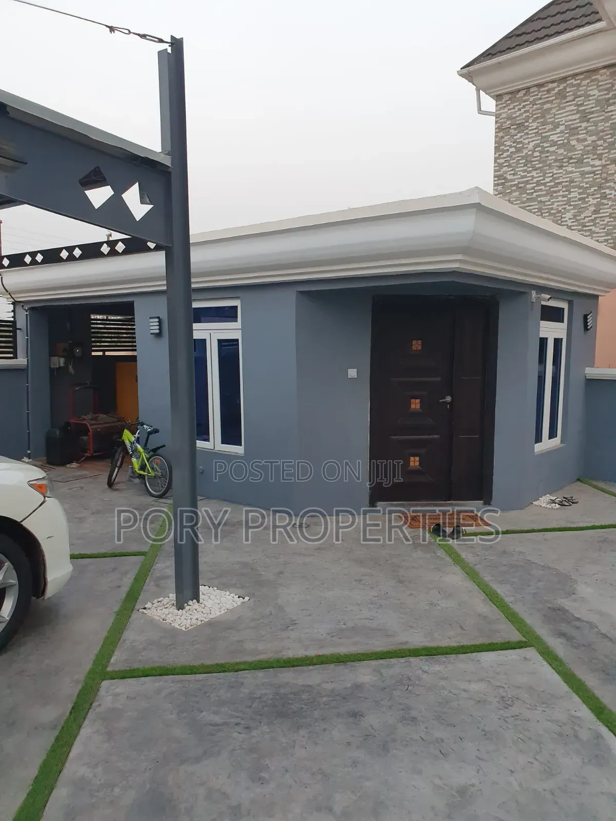 Furnished 4bdrm Duplex in Aerodrome, Samonda for sale in Samonda