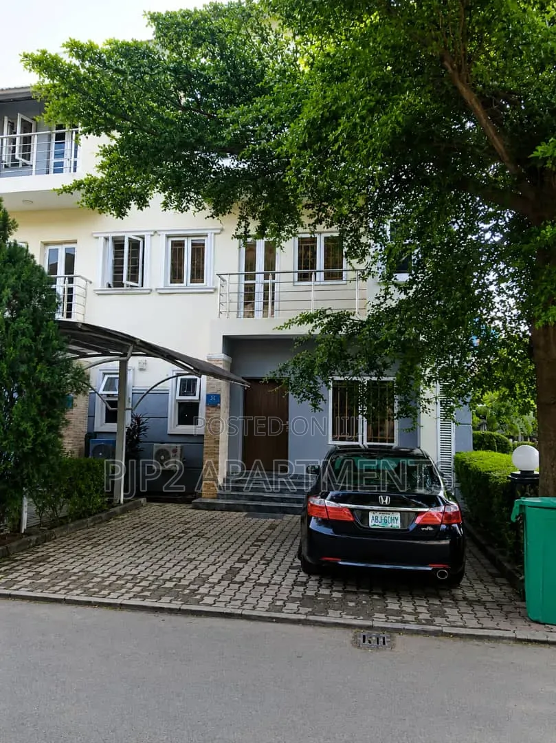 Apo 2 Smart Home in Apo District