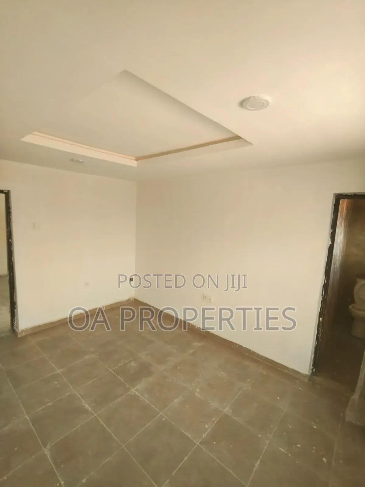 4bedroom Flat at Opp Ui, Along Ui First Gate, Ui Ibadan. 3m/Annum in Ibadan