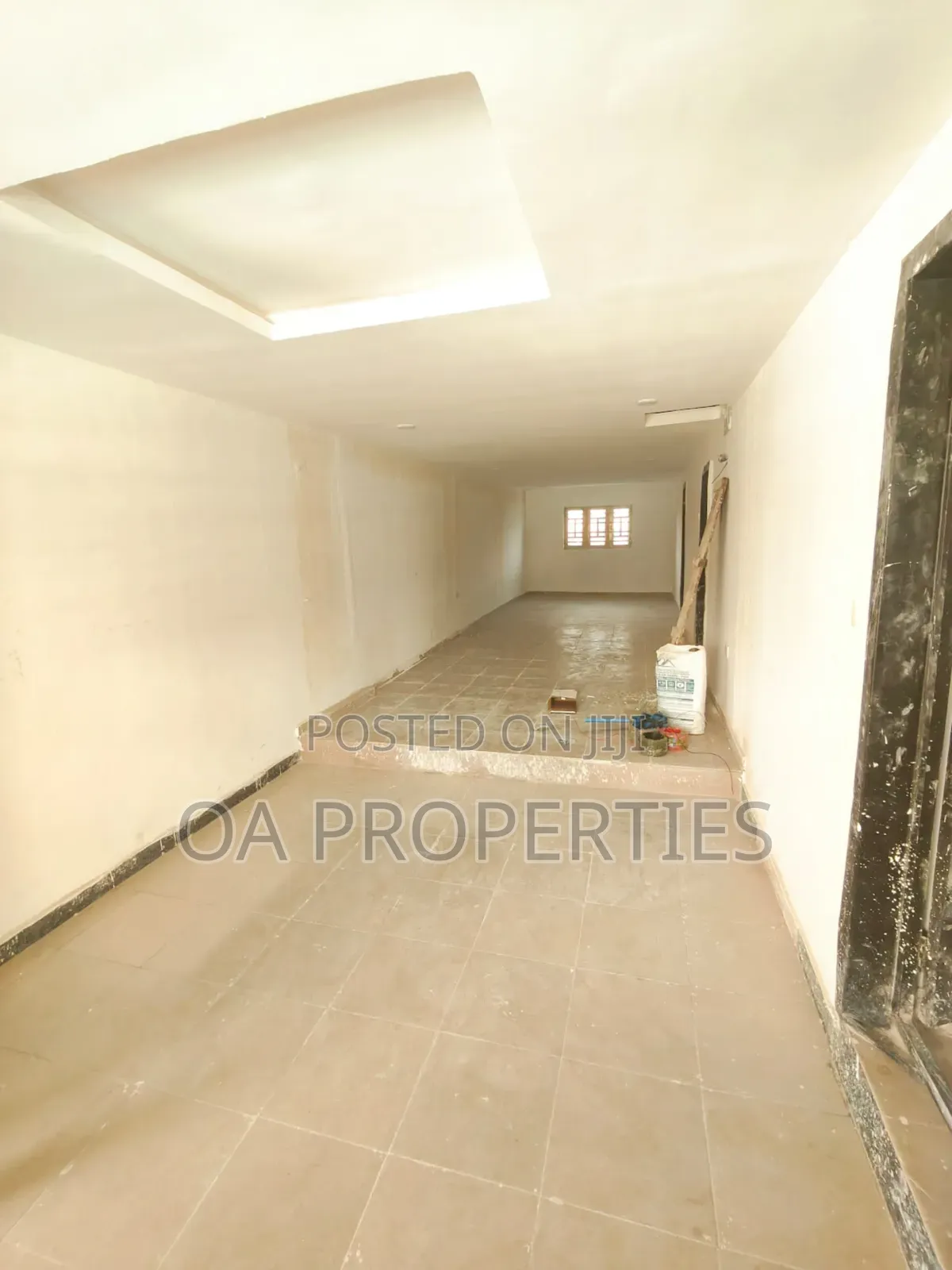 4bedroom Flat at Opp Ui, Along Ui First Gate, Ui Ibadan. 3m/Annum in Ibadan