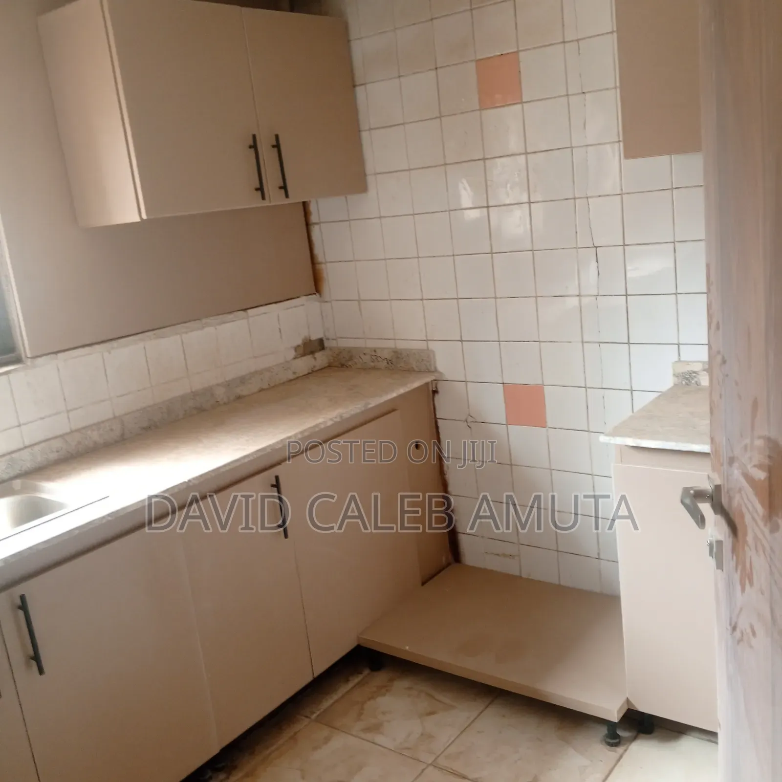 3bdrm Bungalow in Eco Building Estate, Karu for rent in Karu