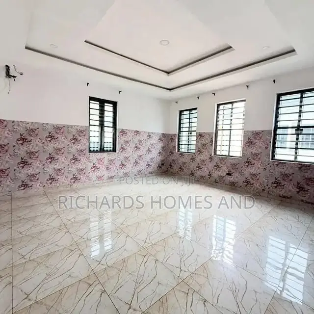 5bdrm Duplex in Ikate for rent in Ikate