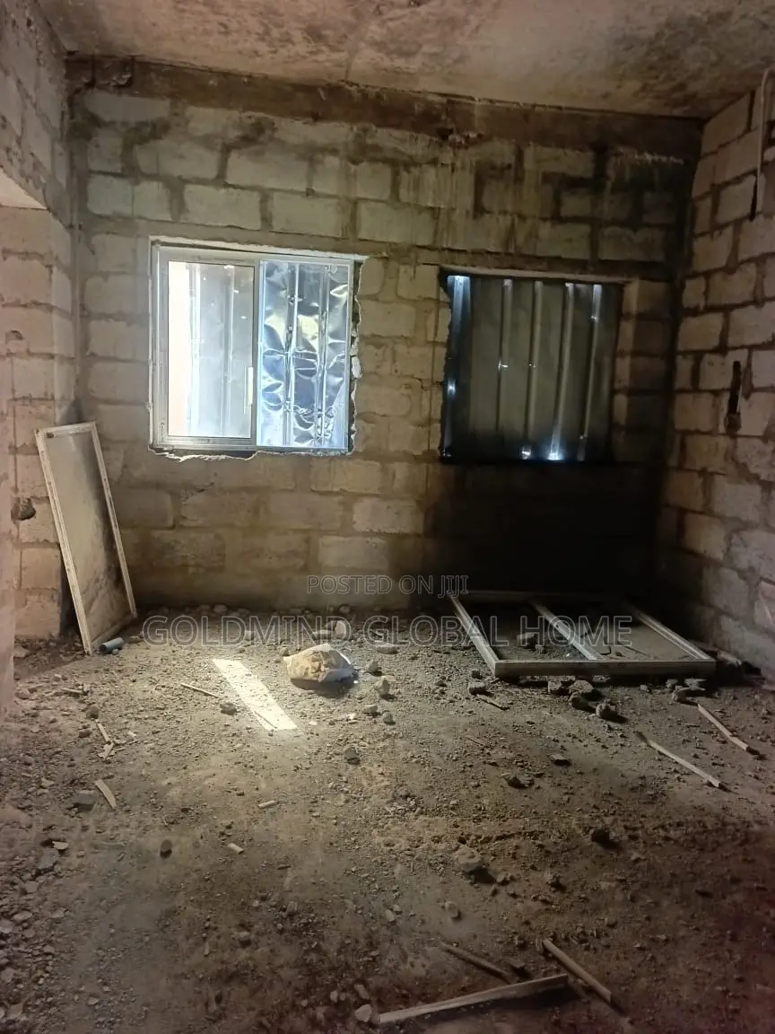 3bdrm Block of Flats in Federal Mortgage, Sabon Lugbe for sale in Sabon Lugbe