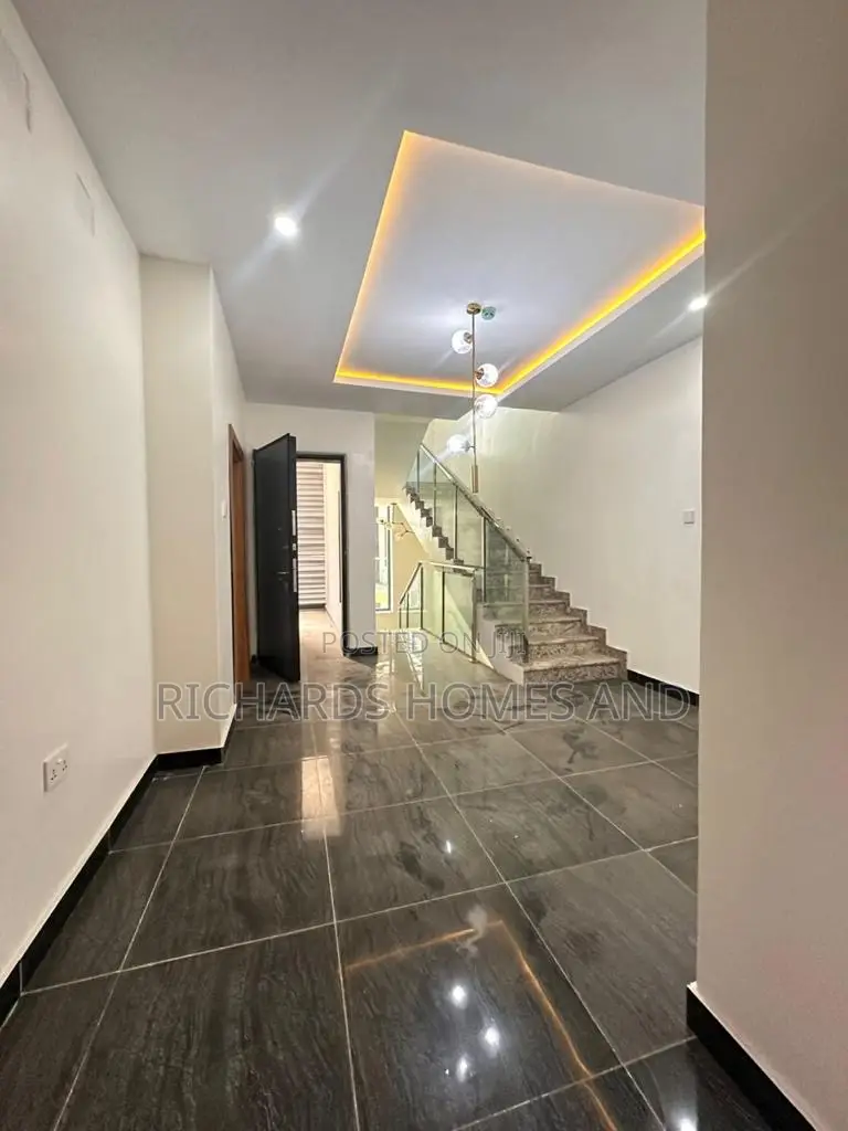 4bdrm Duplex in Banana Island for rent in Banana Island