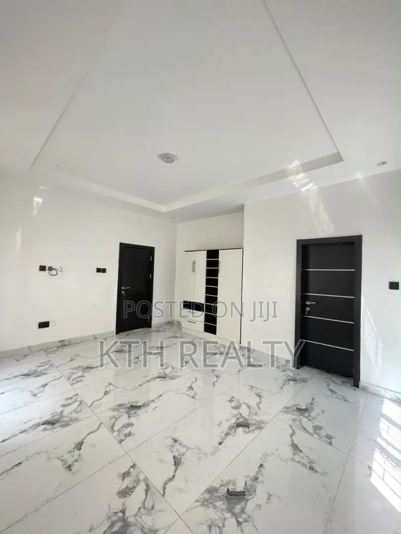 3bdrm Duplex in Ikate for rent in Ikate