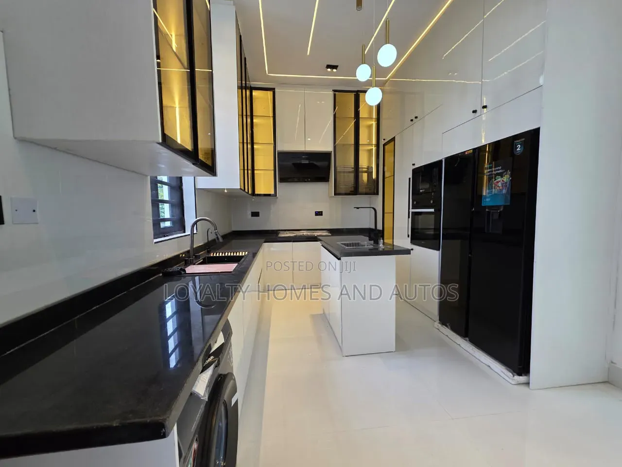 4bdrm House in Adeniyi Jones for sale in Adeniyi Jones