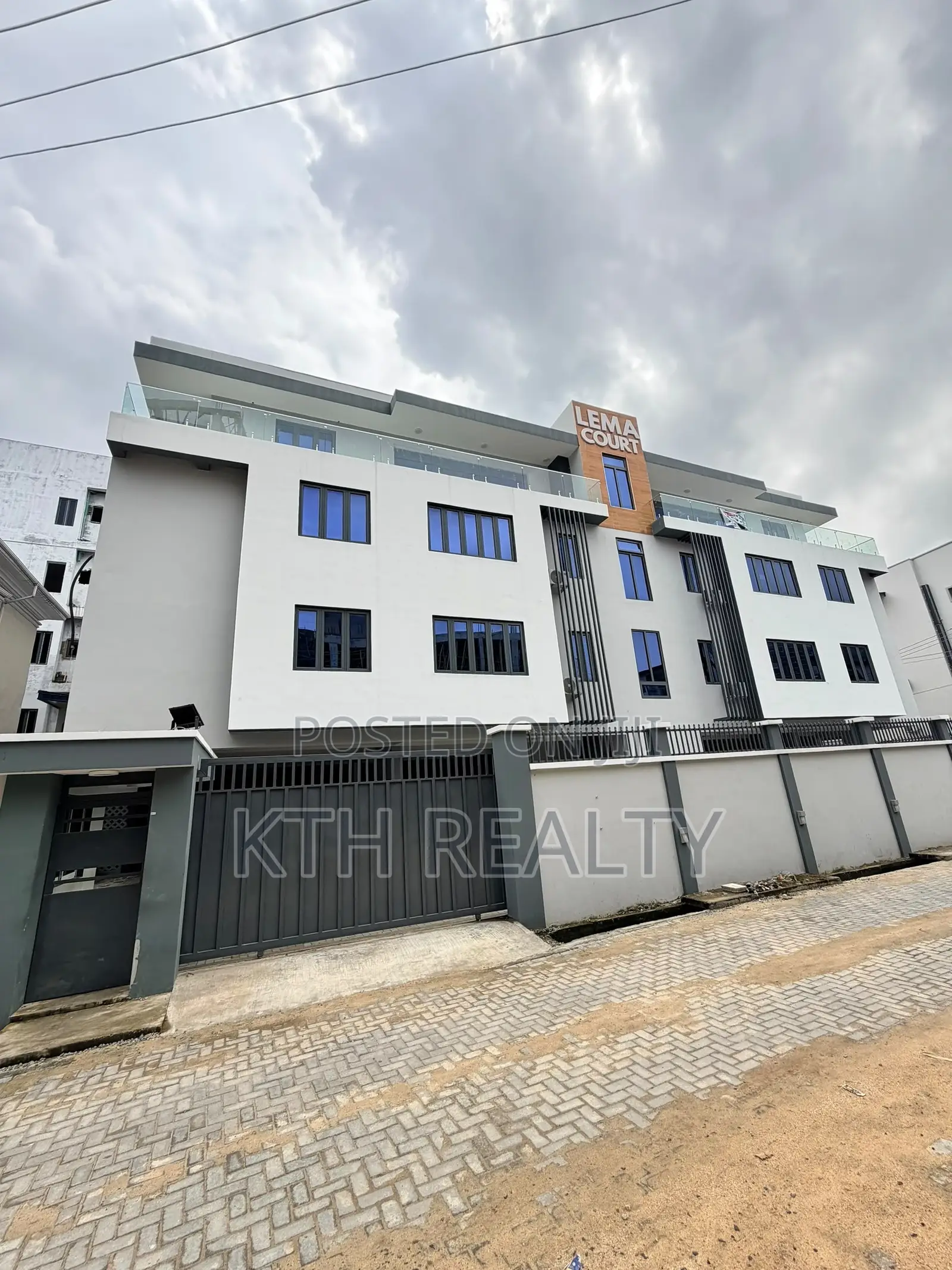 2bdrm Apartment in Lekki for sale in Lekki Phase 1