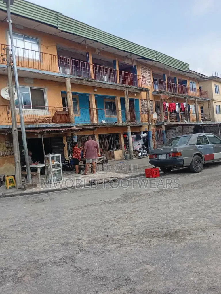 2bdrm Block of Flats in Municipal, Owerri for sale in Owerri