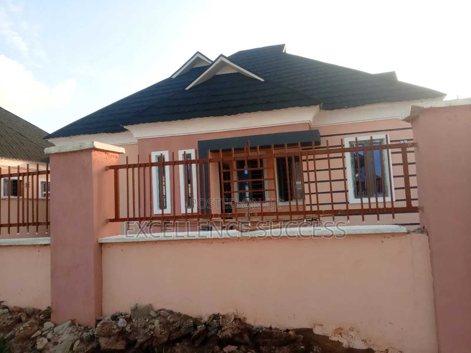 3bdrm Bungalow in Cooperative Estate, Ayobo for sale in Ayobo