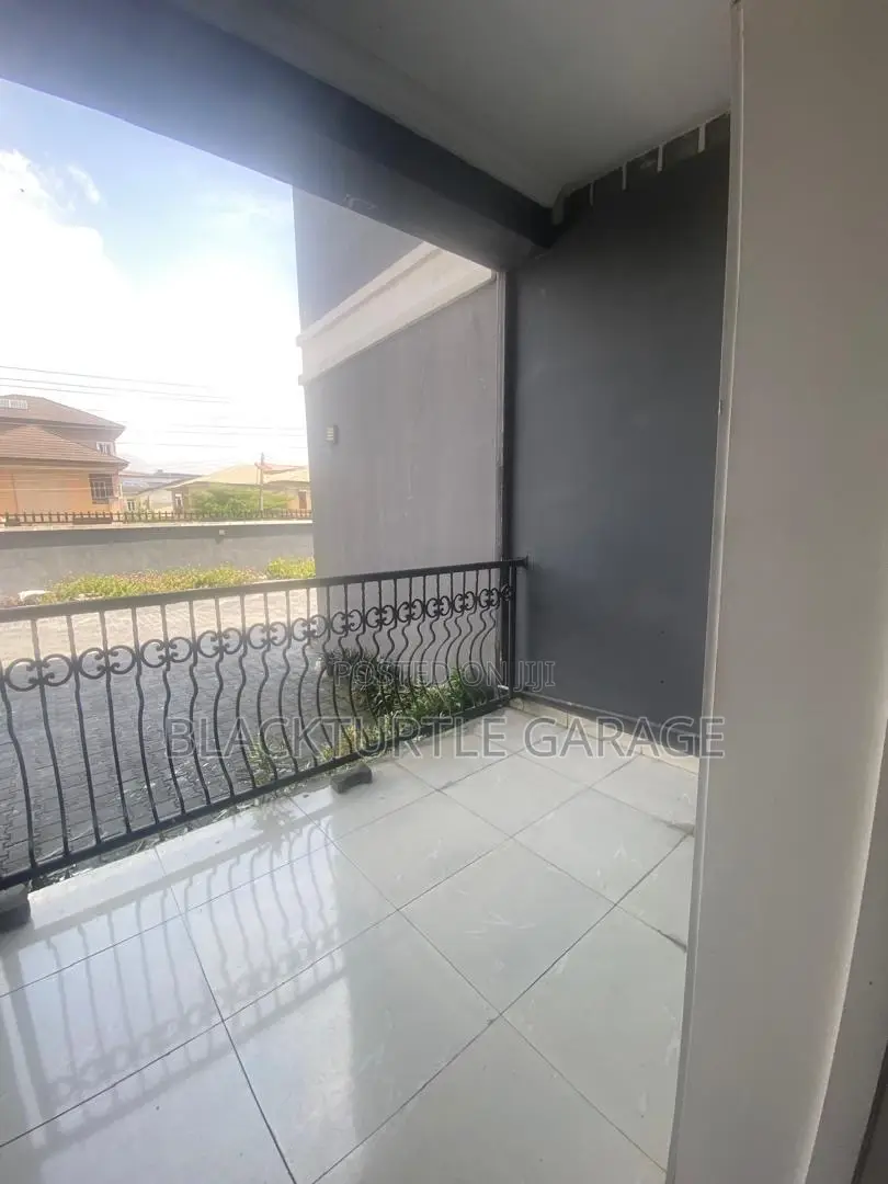 3bdrm Block of Flats in Lekki for rent in Lekki