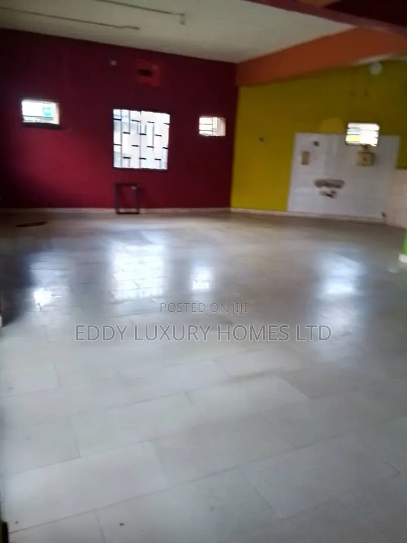 Warehouse With Offices And Apartments For Sale In Uyo in Uyo