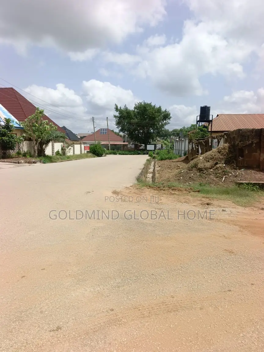 2bdrm Bungalow in Fha Lugbe for sale in FHA