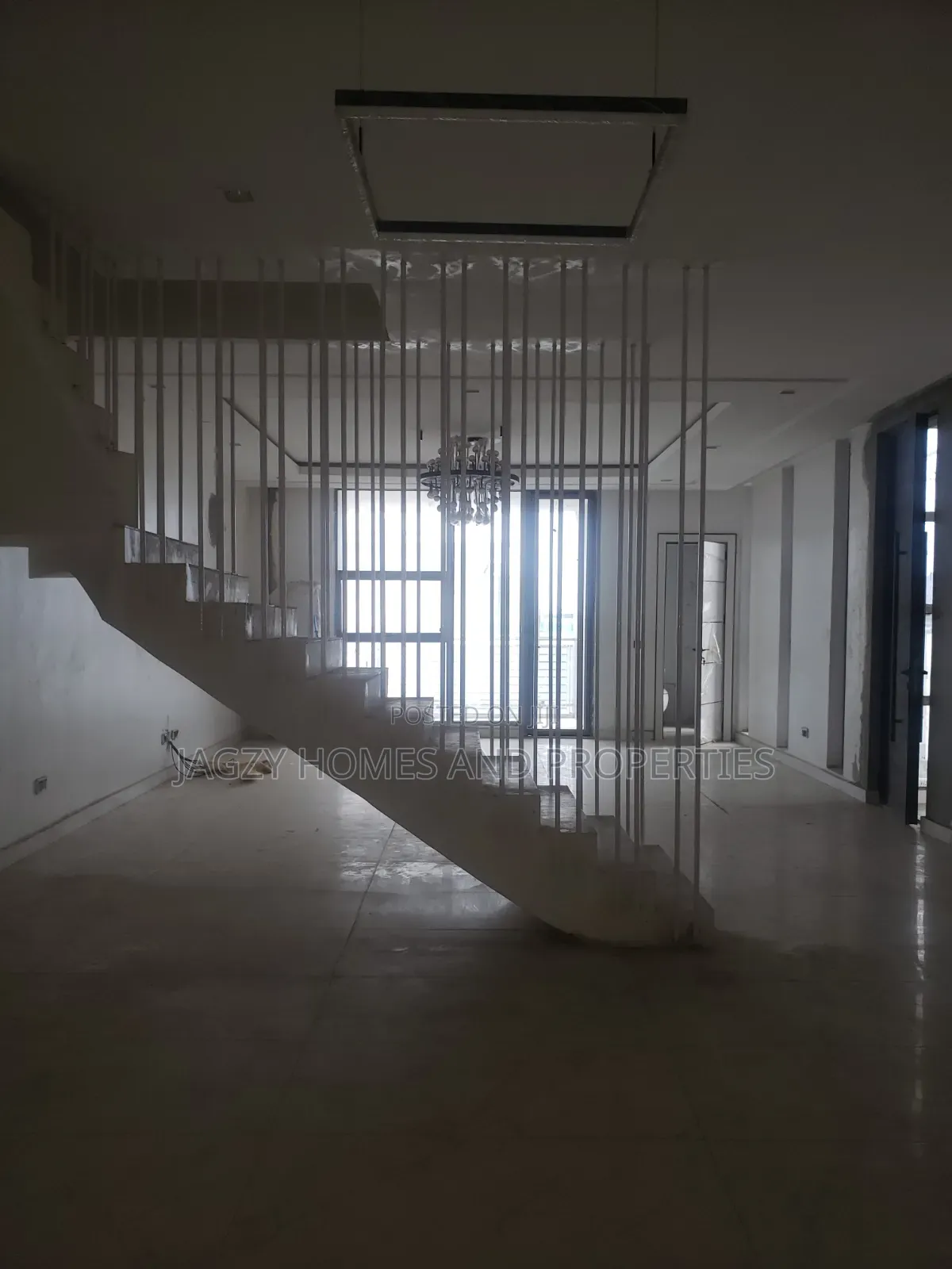 Standard and Spacious 4 Bedroom Maisonette With Bq for Rent in Jakande